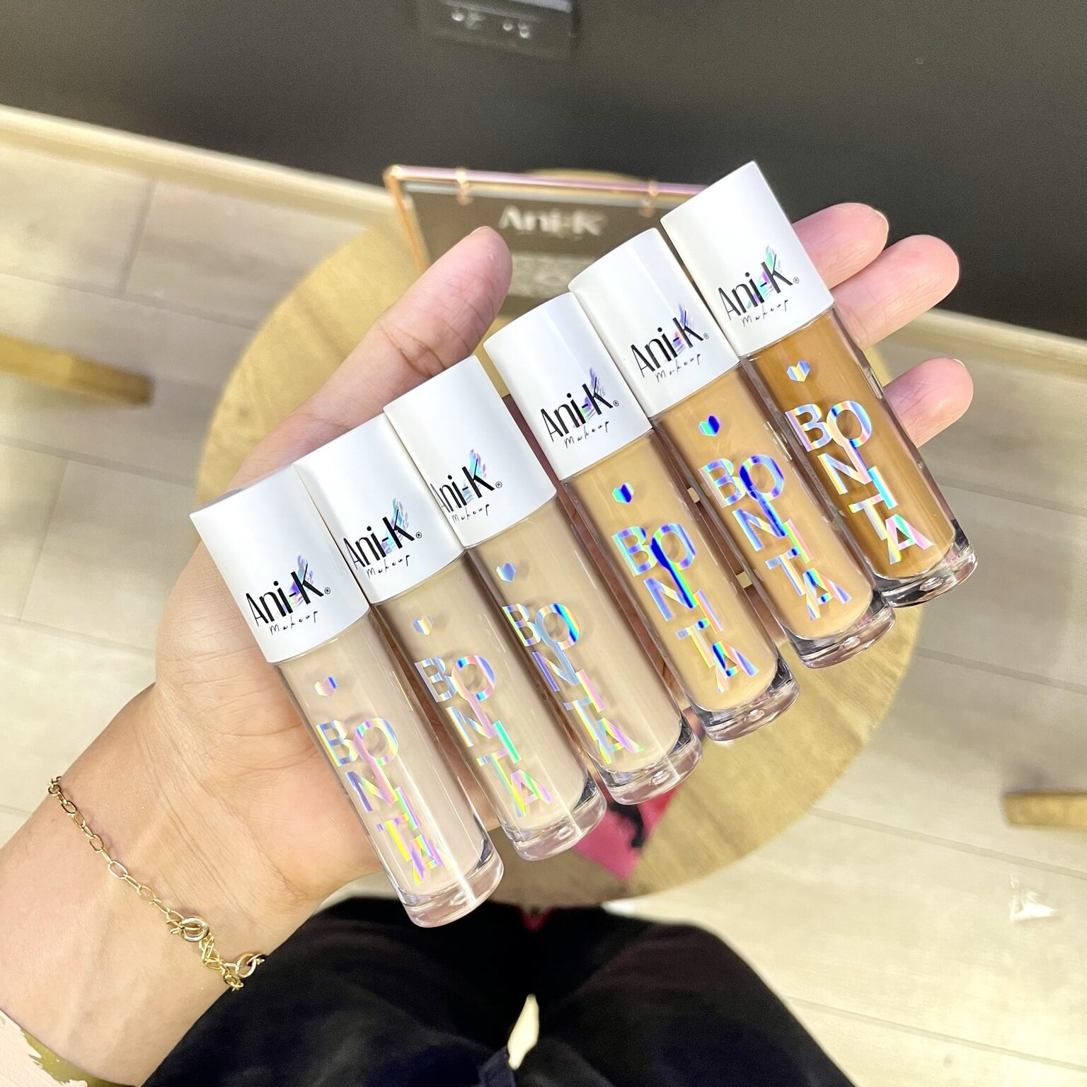 Corrector Anik